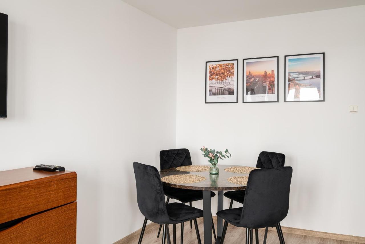 9Th Floor City View Apartment Varsavia Esterno foto