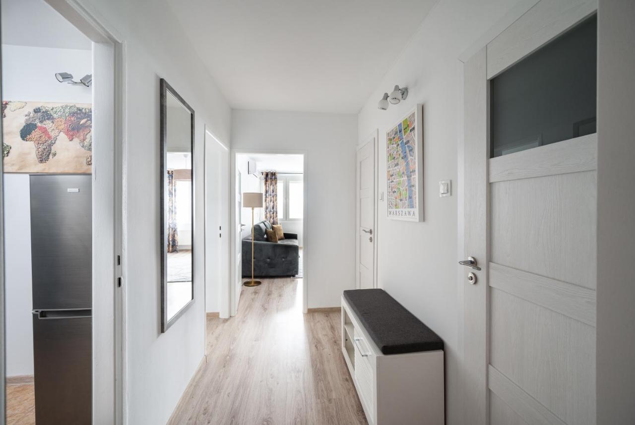 9Th Floor City View Apartment Varsavia Esterno foto